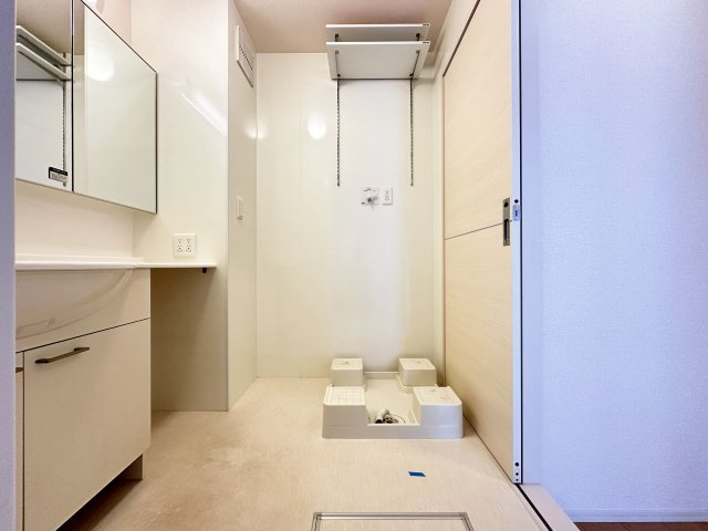 フラッツ福井東町の洗面所