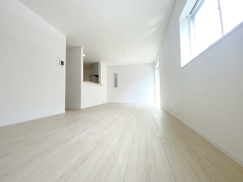 【居間・リビング】 | 【仲介手数料０円】茅ヶ崎市中島第14　新築一戸建て　全2棟 | 茅ヶ崎市中島第14　新築一戸建て　全2棟