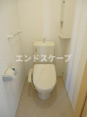 ロワール　ウエストのトイレ|高崎、前橋のお部屋探しはエンドスケープまで！お客様の理想お聞かせ下さい♪