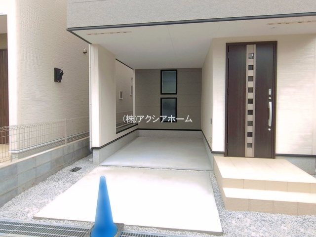 入間市東藤沢7丁目・全2棟　新築一戸建　1号棟　～3階建て～の駐車場|2026年4月23日撮影