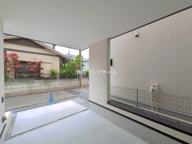 入間市東藤沢7丁目・全2棟　新築一戸建　1号棟　～3階建て～の駐車場|2026年4月23日撮影