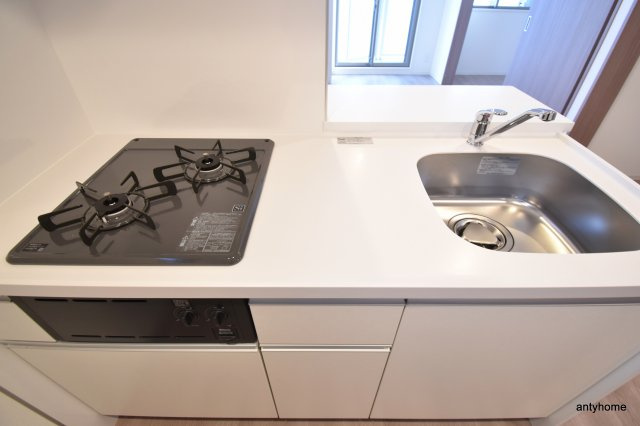 アーバネックス西本町　仲介手数料無料のキッチン