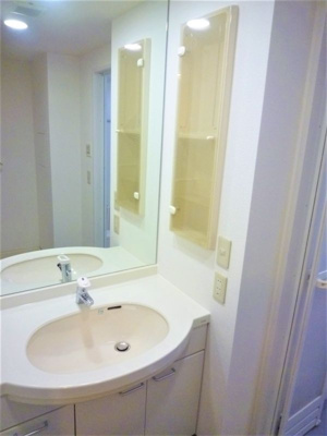 【独立洗面台】 | ドルフ南本宿Ⅱ