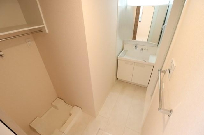 プランドールの独立洗面台|洗髪洗面化粧台・室内洗濯機置き場