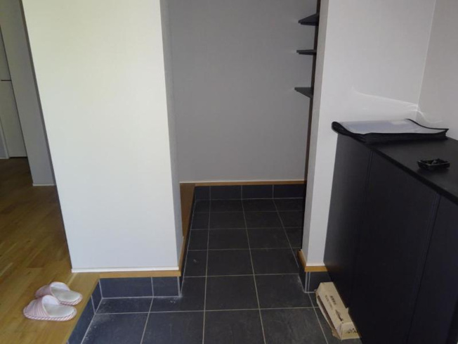 【収納】 | 桜川市真壁町下谷貝　中古戸建 | 土間の玄関シューズクロークならアウトドア用品やベビーカーも土汚れを気にせずスッキリ収納できます！