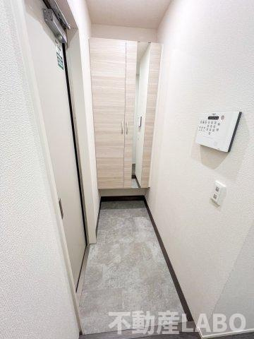 パサログランデ背戸口の玄関