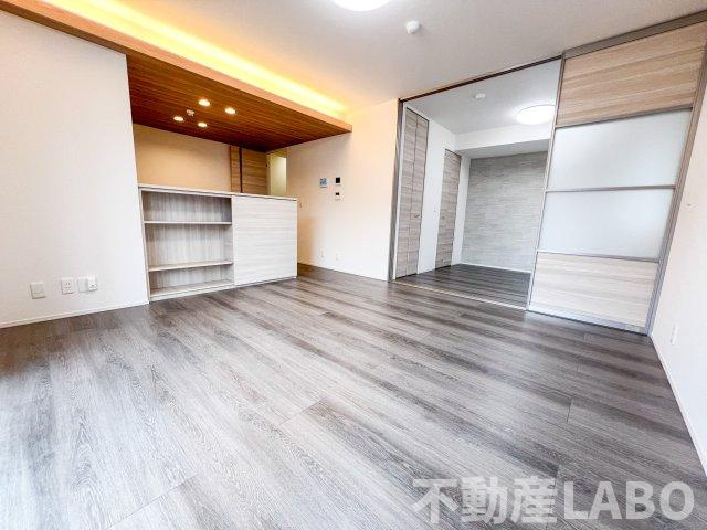 パサログランデ背戸口の居間・リビング