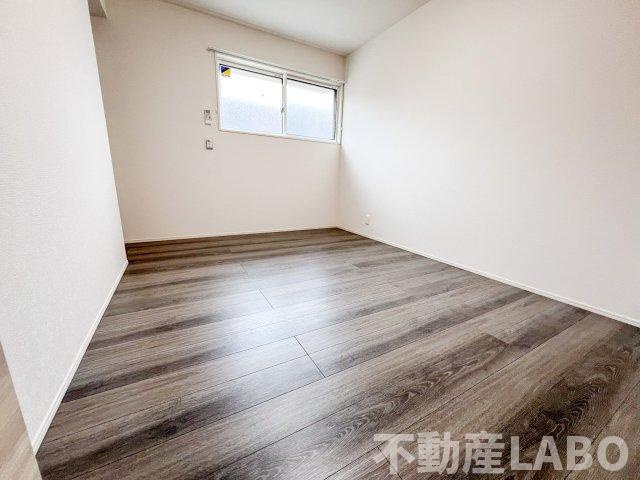 パサログランデ背戸口の洋室