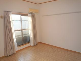 アウローラの洋室|洋室７．８帖