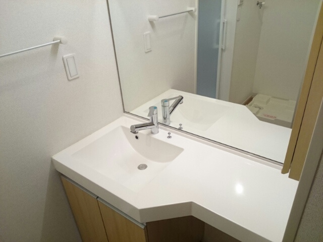 ヴィラクロエⅥの独立洗面台|洗面所