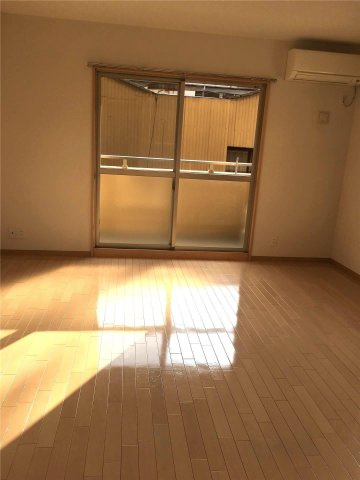 【居間・リビング】ピアグロリア奥田