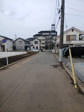 【新築分譲住宅】川越市熊野町の前面道路含む現地写真