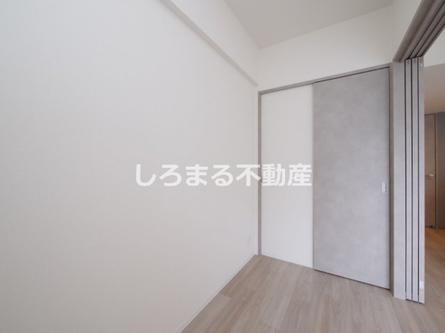 エスリードレジデンス玉造ザ・イーストの洋室