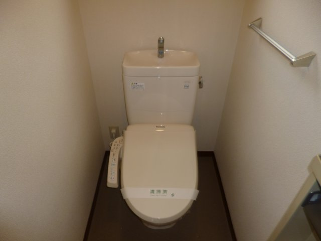 シャルマン　Ｃのトイレ|温水洗浄便座