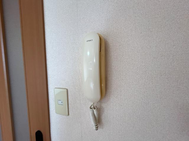 ＡＵＴＨＯＲ千草　Ⅲのセキュリティ|インターホン