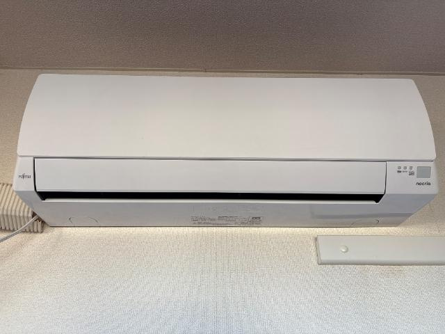 ＡＵＴＨＯＲ千草　Ⅲの設備|エアコン