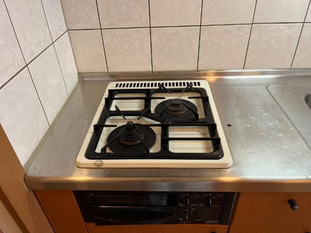 ＡＵＴＨＯＲ千草　Ⅲのキッチン|２口コンロ