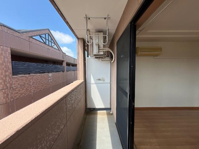 ＡＵＴＨＯＲ千草　Ⅲのバルコニー|ベランダ