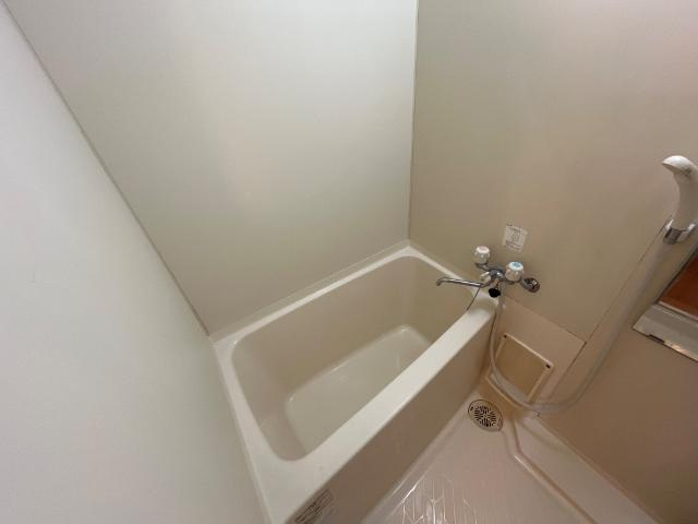 ＡＵＴＨＯＲ千草　Ⅲの浴室|バス