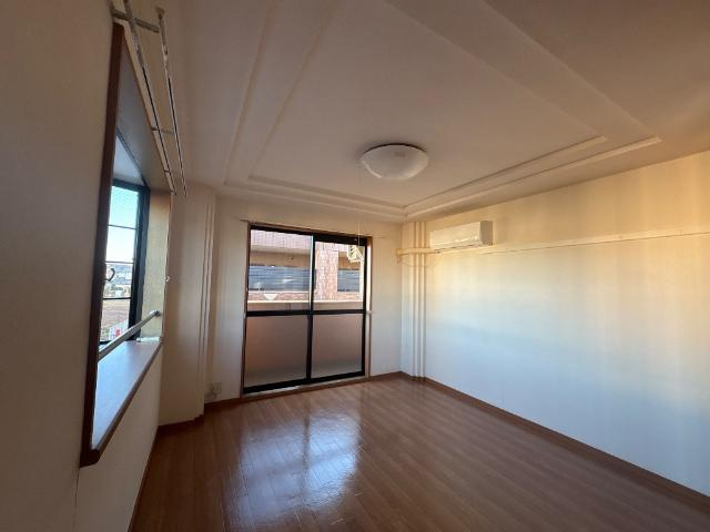 ＡＵＴＨＯＲ千草　Ⅲの寝室|洋室