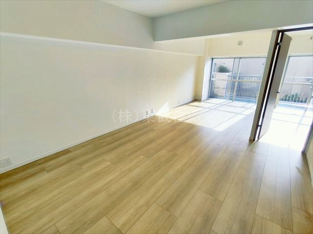 【居間・リビング】の画像