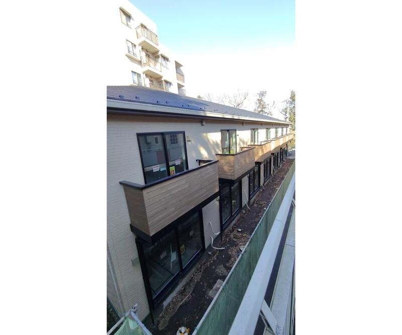 Ｆｅｄｅｒ　Ａｋｅｂｏｎｏのバルコニー