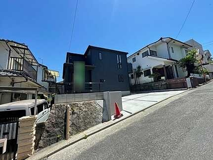 広島市安芸区矢野西3丁目　新築一戸建ての前面道路含む現地写真
