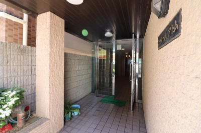 【エントランス】 | シャロームアトム