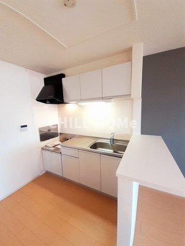 プライマリー・ヒルのキッチン|当社、チルホームのHPもご覧ください(^^)/物件情報多数♪