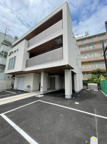 Crest垂水の外観