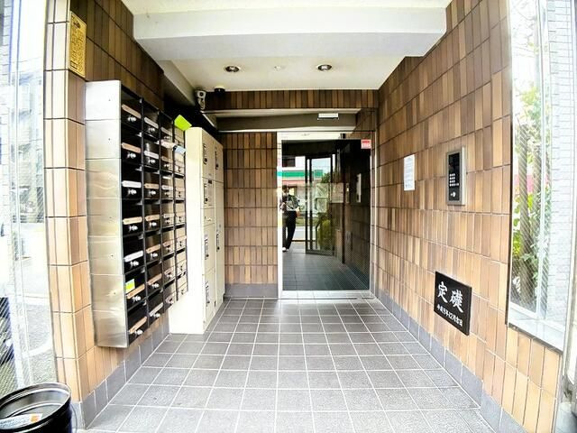 ハオスローレライのエントランス