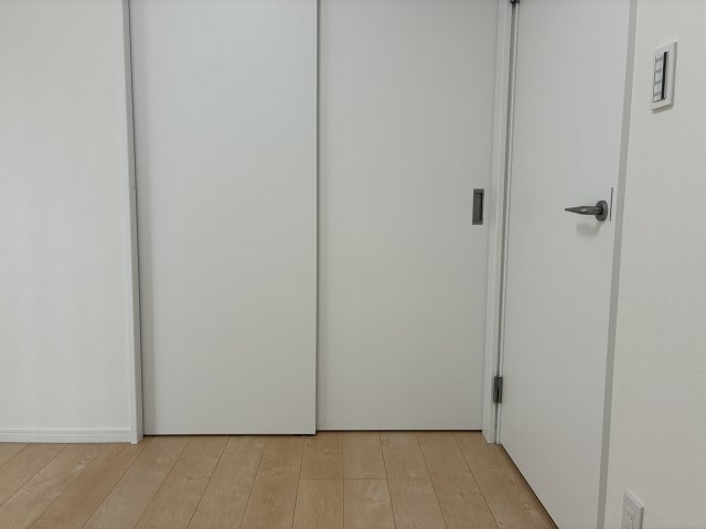 美しが丘ルピナスの洋室|BEDROOM②③を繋げるウォールドア