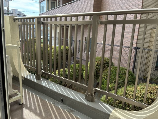 美しが丘ルピナスのバルコニー|西側バルコニー