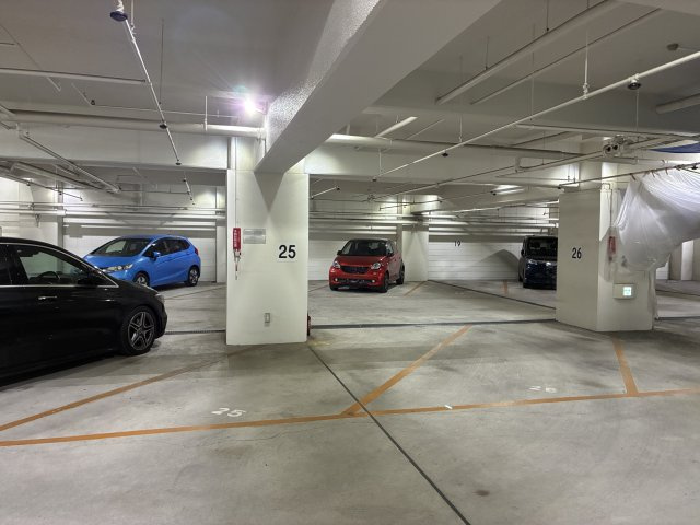 美しが丘ルピナスの駐車場