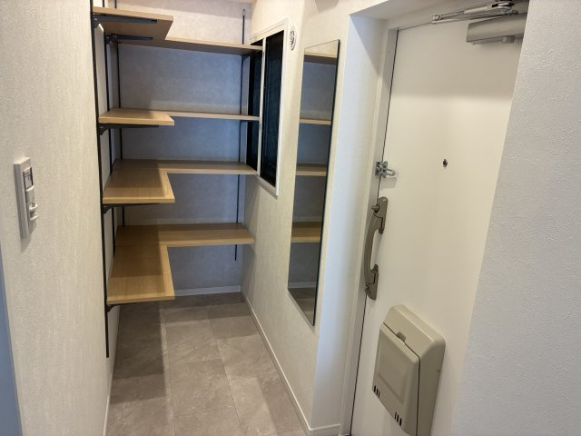 美しが丘ルピナスの玄関|SIC