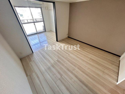 【内装】 | パインリッチ