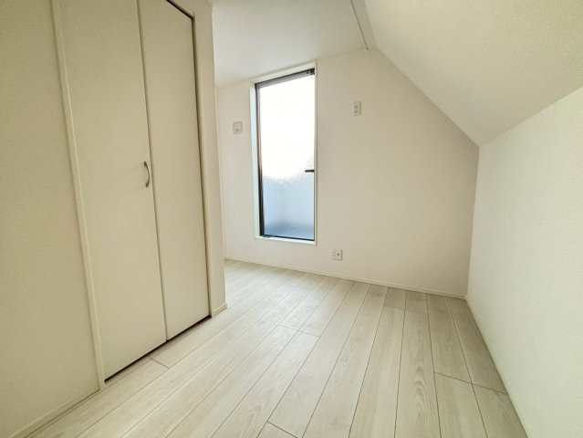 足立区西新井４丁目　新築戸建ての洋室|2026年2月15日撮影