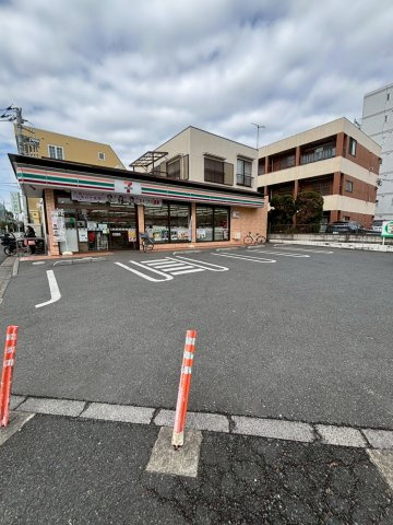 足立区西新井４丁目　新築戸建ての周辺|セブンイレブン 足立西新井4丁目店　徒歩４分