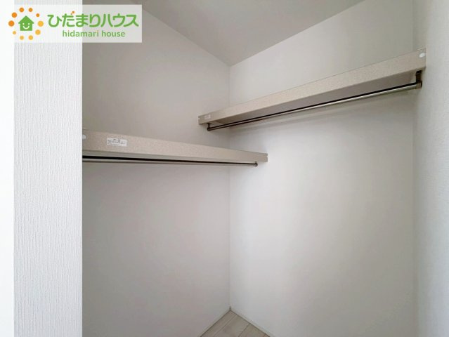 郡山市安積四丁目　新築戸建　2号棟の収納|ママに人気のウォークインクローゼット付き！
コートやジャケットはもちろん、季節物や布団なども全部収納できちゃいます(^^)/