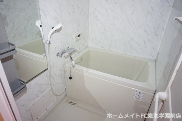 bienvivre楡木の浴室