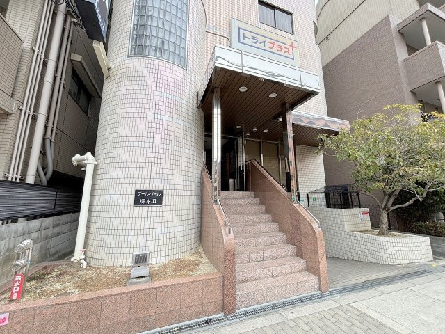 ブールバール塚本Ⅱのエントランス