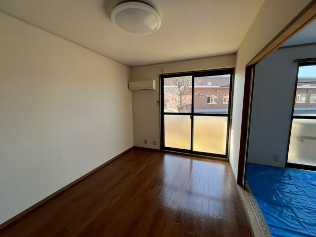 ヴィーナスⅤ番館の居間・リビング