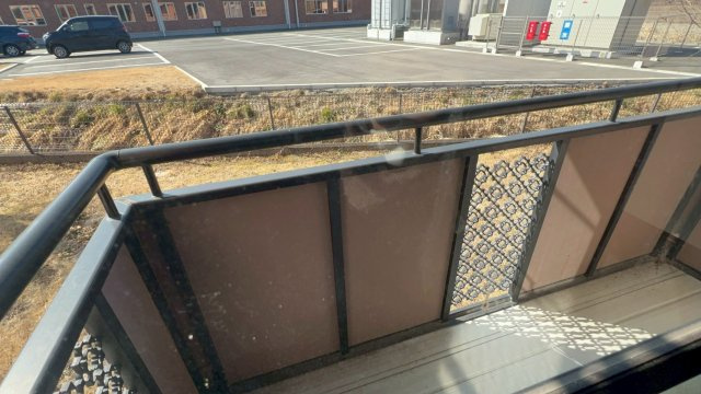 ヴィーナスⅤ番館のバルコニー