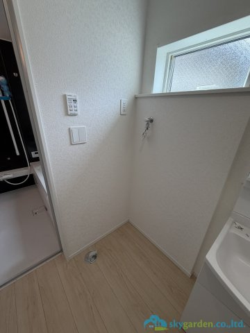 秦野市羽根第1　新築戸建　全3棟1号棟のランドリースペース