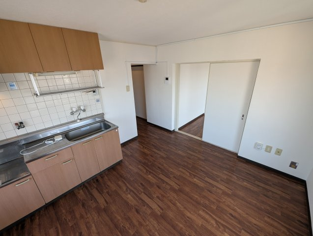 千里園マンションの居間・リビング