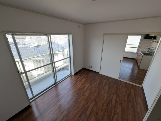 千里園マンションの寝室