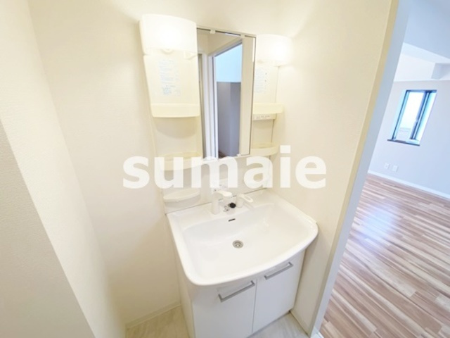 グランソレイユ大宮の洗面所|使いやすい独立洗面台です☆