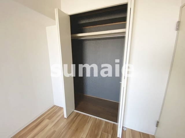 グランソレイユ大宮の収納|ハンガーポール付きのクローゼット！