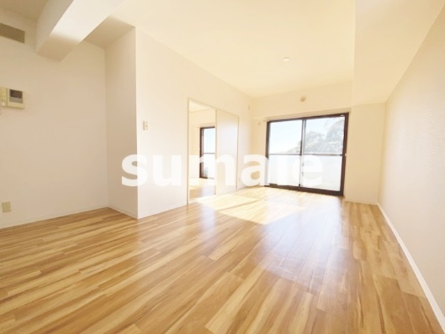 グランソレイユ大宮の居間・リビング|14帖のLDK☆