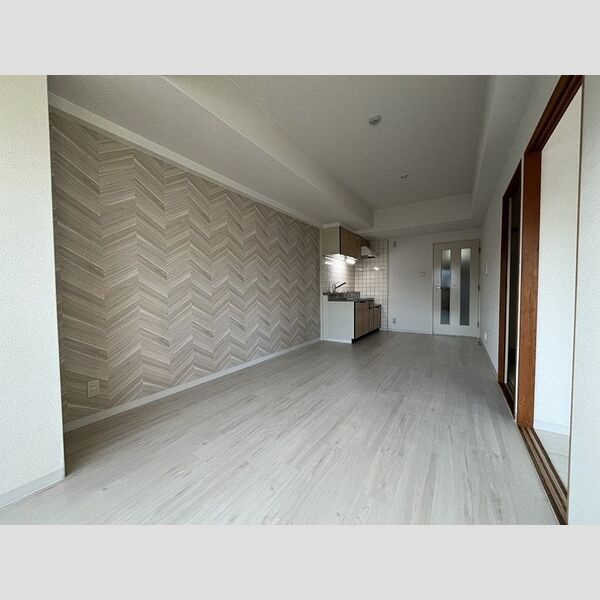 ヴィルヌーブ・ソシアの居間・リビング